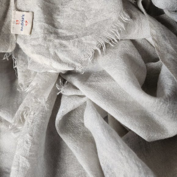 Andrea’s 1947 Scarf Cashmere Ruana Made In Italy - Picture 4 of 8